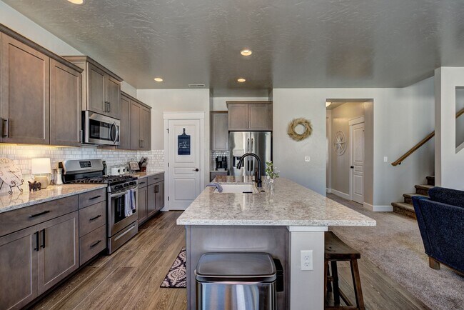 Building Photo - Beautiful Home in the Heart of Eagle