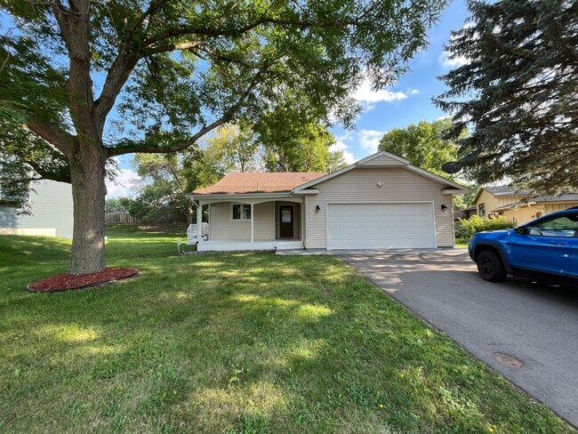 Building Photo - 9225 Garrison Way