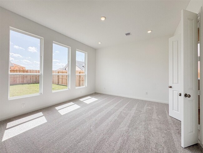 Building Photo - 30939 Spring Lily Wy