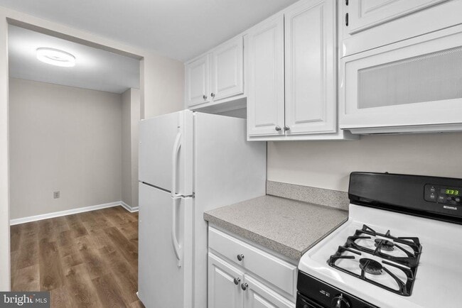 Building Photo - 3614 Court House Dr