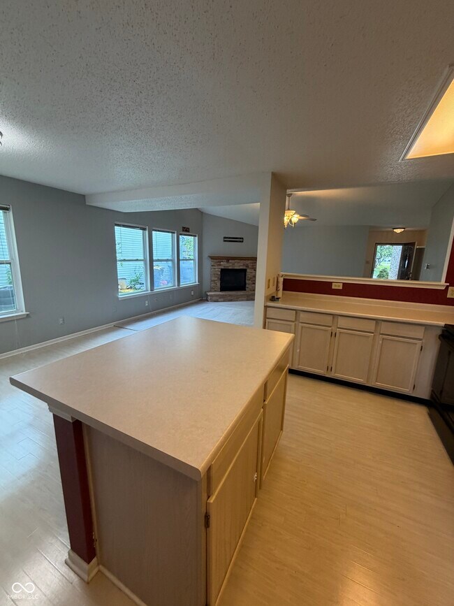 Building Photo - 14277 Orange Blossom Trail