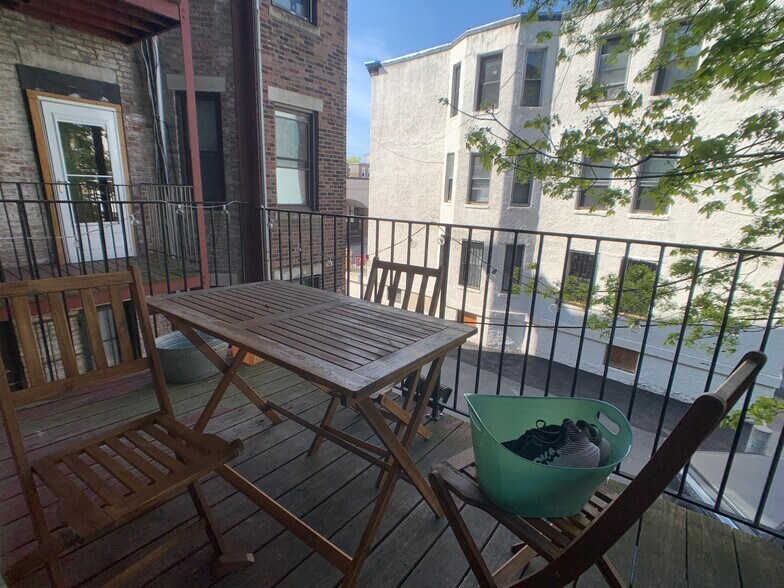 Building Photo - 1157 Commonwealth Ave