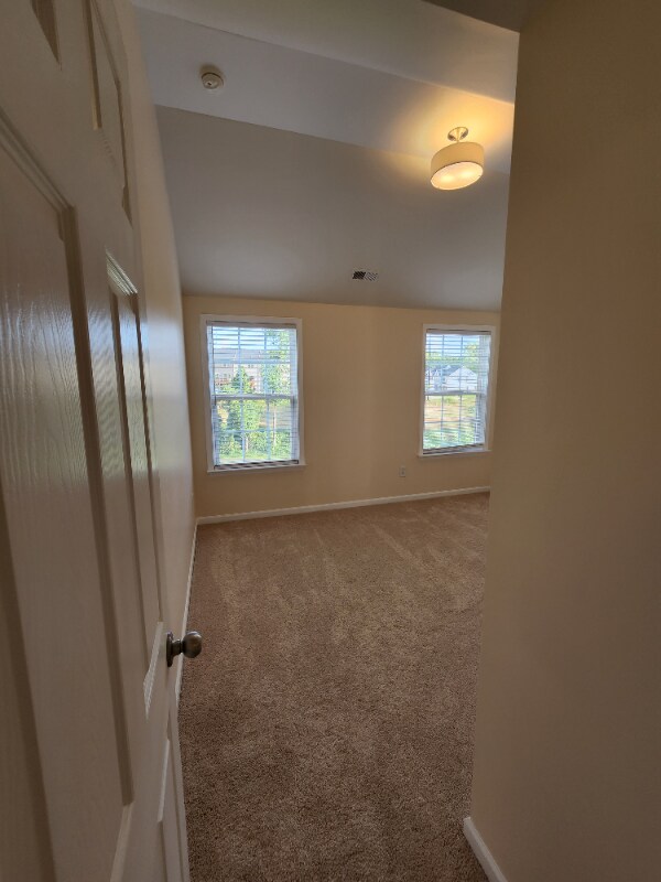 Building Photo - 317 Timber Meadow Lake