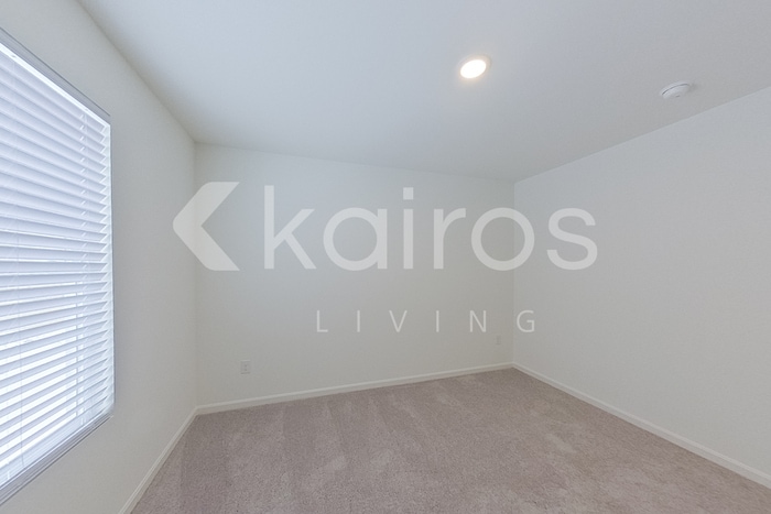 Building Photo - 167 Shelton Rd