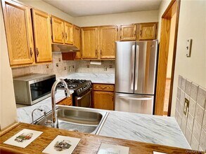 Building Photo - 25 Lexington Hills Rd