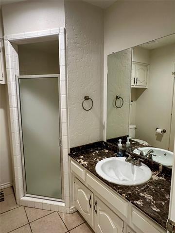 Building Photo - 7145 Crooked Oak Dr
