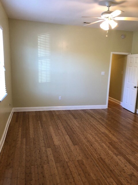 Primary bedroom - 2044 Almonaster Ave