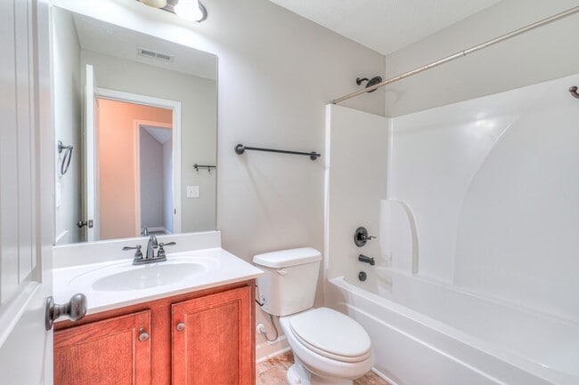Building Photo - 1485 Round Rock Dr