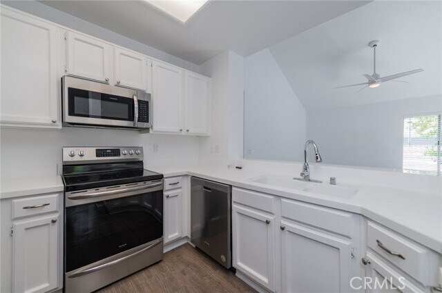 Building Photo - 259 Chesterfield