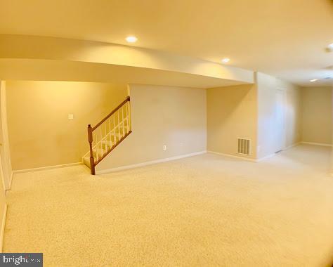 Building Photo - 47 Montgomery Dr