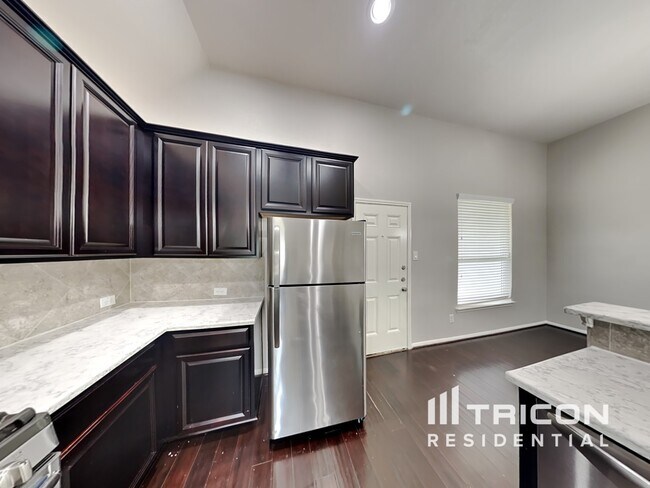 Building Photo - 21303 Mystic Oak Dr