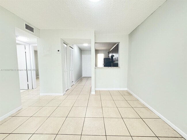 Building Photo - 95 NE 41st St