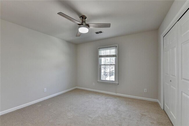 Building Photo - 6415 Sterling Dr