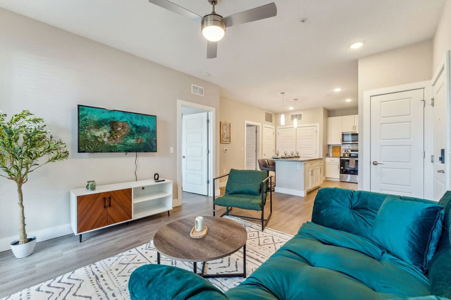 Building Photo - 12420 Rain Strm Ct