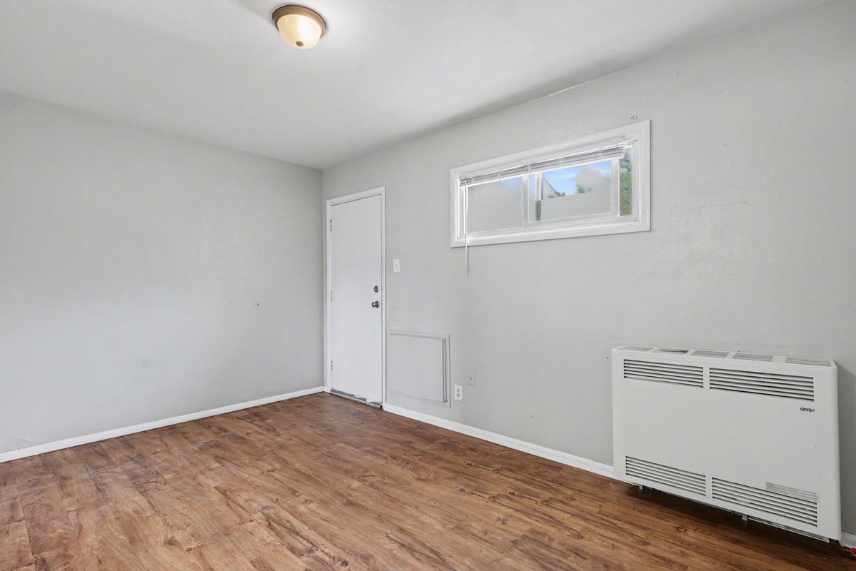 Building Photo - 207 N Santa Fe Ave