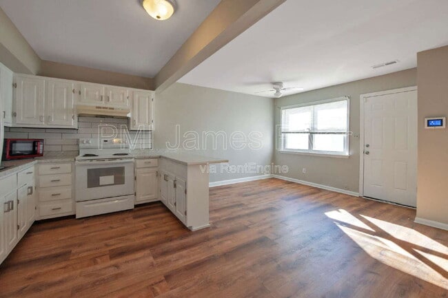 Building Photo - 6112 Keydet Ct