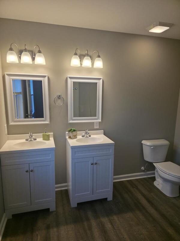 Building Photo - 480 Candlestick Dr