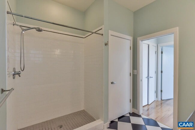 Building Photo - 200 Douglas Ave