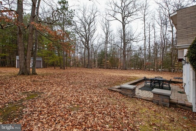 Building Photo - 6605 Ellenwood Dr