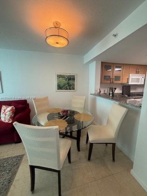 Building Photo - 2101 Brickell Ave