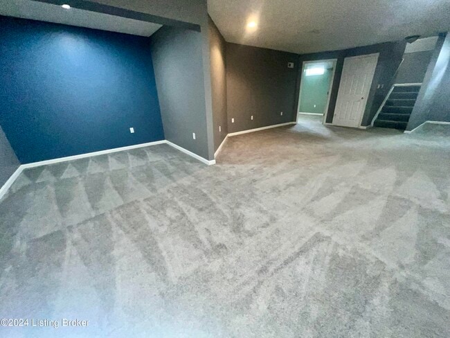 Building Photo - 9210 Eminence Ct