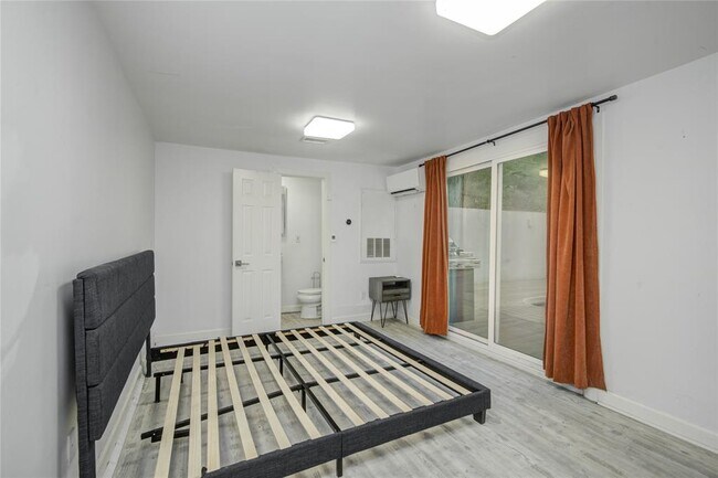 Building Photo - 5754 Wigton Dr