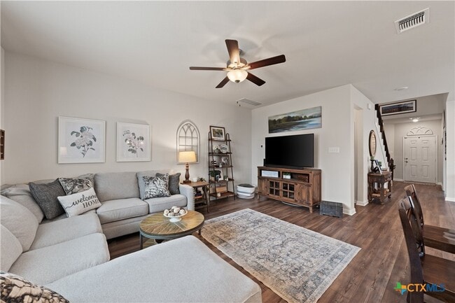 Building Photo - 810 Mclaury Cove