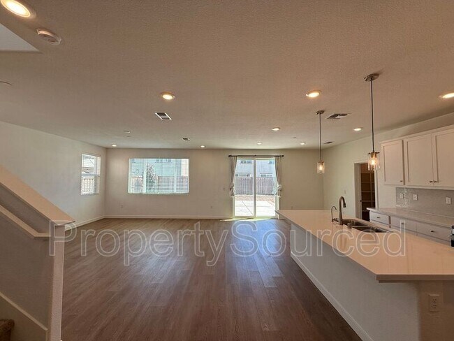Building Photo - 754 Shearwater Rd