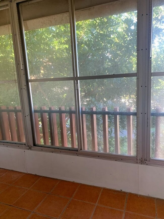 Building Photo - First Month Free !!!!!  Huge two bedroom t...