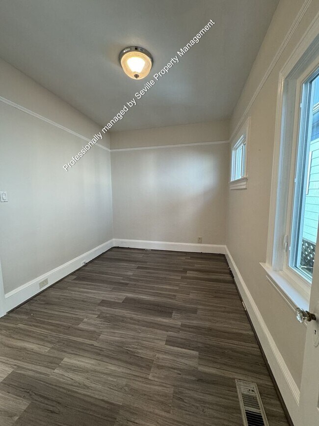 Building Photo - MOVE-IN READY 2+BR House in Prime NOBE neighborhood