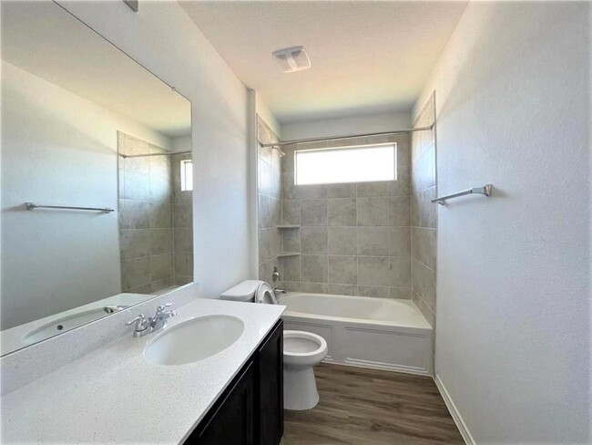 Building Photo - 112 Wolseley Dr