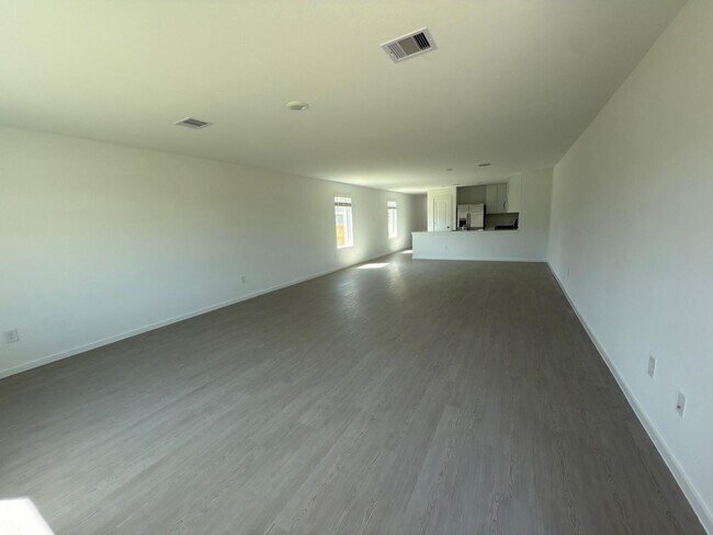 Building Photo - 3020 Huntersville Dr