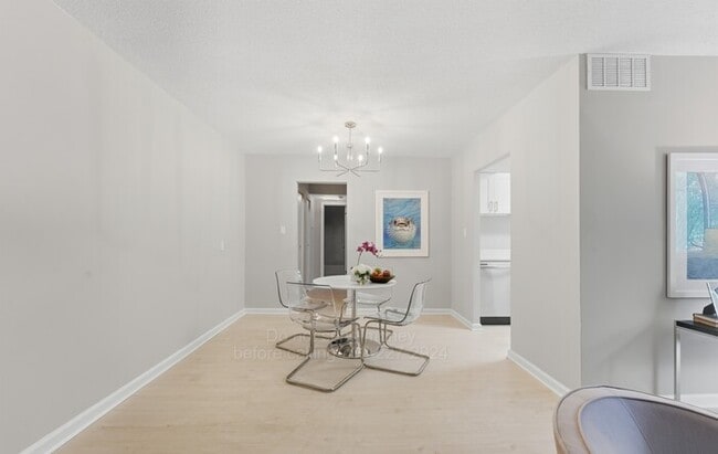 Building Photo - 3829 Hamilton St