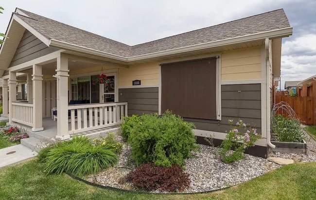 Building Photo - 3 Bedroom Townhome in Bozeman!