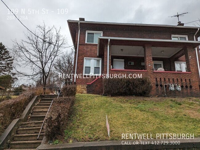 Building Photo - 109 N 5th St