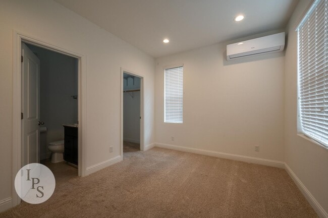 Building Photo - Madera Riverstone Home, 4BR/3BA, Including In-Law Suite, SOLAR, Community Pool, Tons of Community...