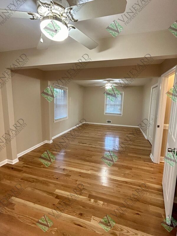 Building Photo - 261 Ridgeway Rd