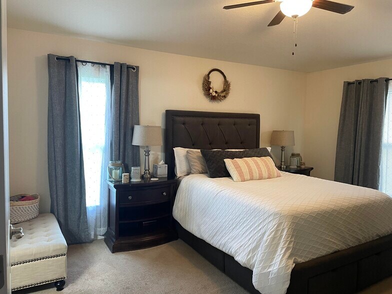 Building Photo - 3376 N Michener Pt