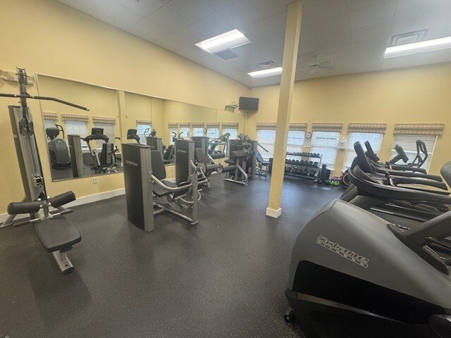 Building Photo - 4 Harvest Dr