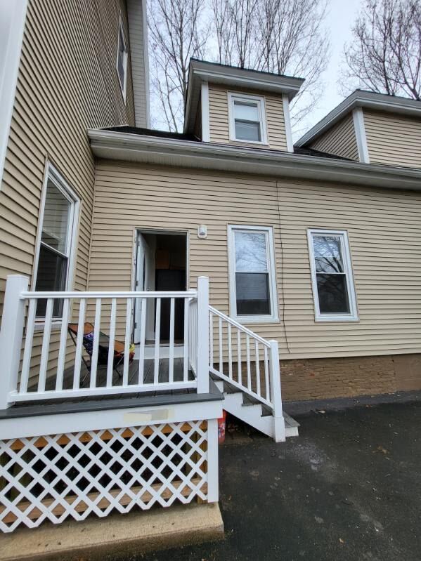 Unit #1 private side entrance - 35 Concord St