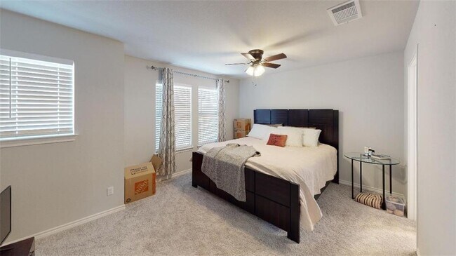 Building Photo - 1720 Yaupon Grove Ln