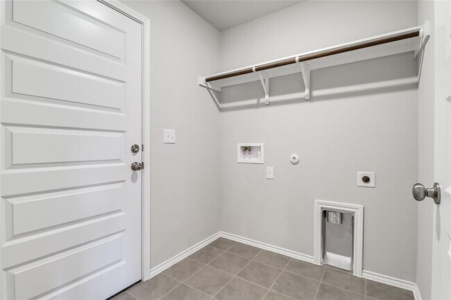 Building Photo - 5021 Sea Salt Dr