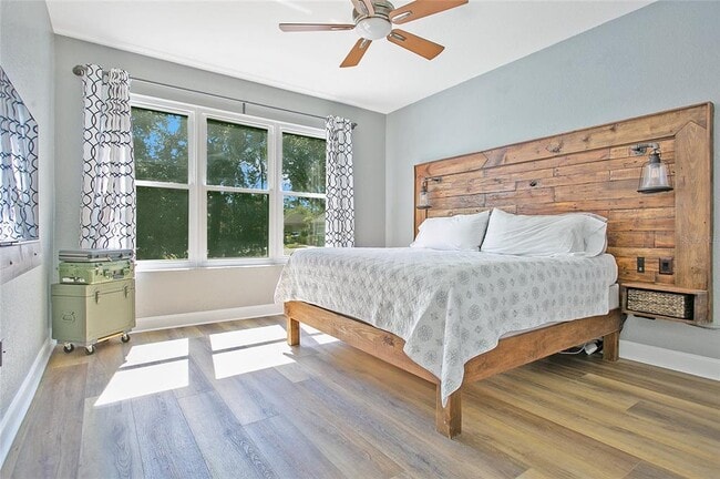 Building Photo - 8555 Abbotsbury Dr