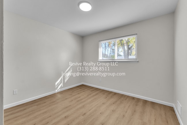 Building Photo - 15796 Kerstyn St