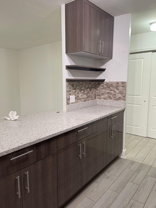 Building Photo - 280 Marin Blvd