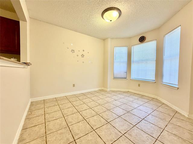 Building Photo - 1720 Circle Creek Dr