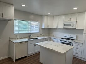 Building Photo - 25120 Frampton Ave