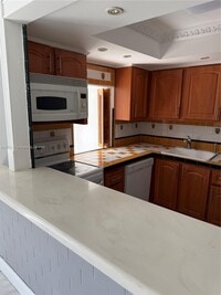Building Photo - 210 172nd St