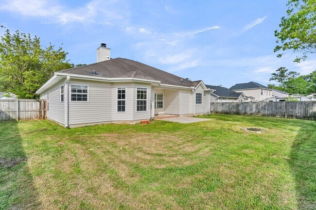 Building Photo - 1004 Cobblestone Blvd