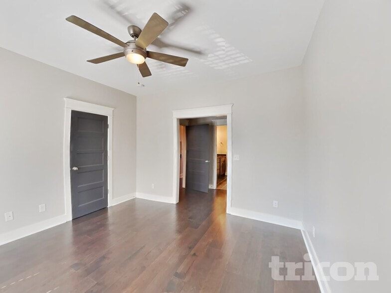 Building Photo - 6813 Charlotte Pike